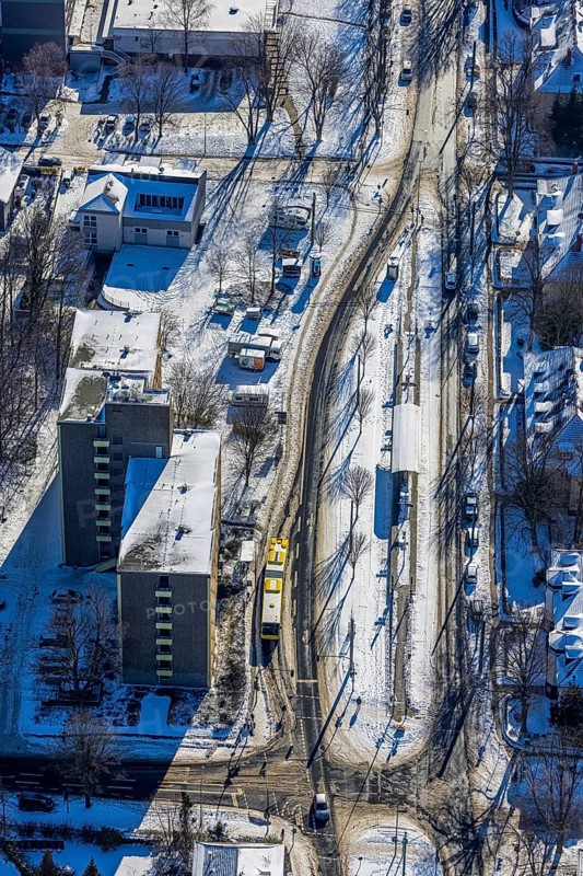 Aerial view, Studentenwerk Essen-Duisburg AöR student residence, Margarethenhöhe bus stop, Essen, Ruhr area, North Rhine-Westphalia, Germany, DE, Europe, skyscrapers, aerial view, aerial photography, aerial photography, snow, overview, bird's eye view, winter, birds-eyes view, overview