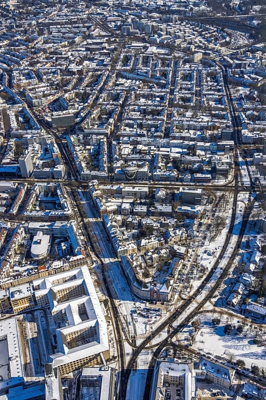 Aerial view, residential area Zweigertstraße, Martinstraße, Rüttenscheider Stern, Essen-Holsterhausen, Essen, Ruhr area, North Rhine-Westphalia, Germany, City, DE, Europe, property tax, real estate, aerial view, aerial photography, aerial photography, aerial view, snow, townscape, urban area, overview, bird's-eye view, winter, residential complex, living and life, residential area, residential buildings, residential neighbourhood, birds-eyes view, overview