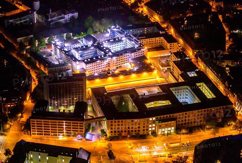 Aerial photograph, Essen District Court and Local Court, Essen Prison, Essen-Rüttenscheid, Essen, Ruhr area, North Rhine-Westphalia, Germany, local court, arrest, outdoor lighting, authority, DE, twilight, Europe, deprivation of liberty, prison, custody, detention centre, prison sentence, correctional facility, light pollution, aerial photograph, aerial photography, aerial photography, night aerial photograph, streetlights, street lamps, overview, custody, bird's eye view, illuminated, illuminated houses, illuminated house, birds-eyes view, artificial light, night, nightflight, overview