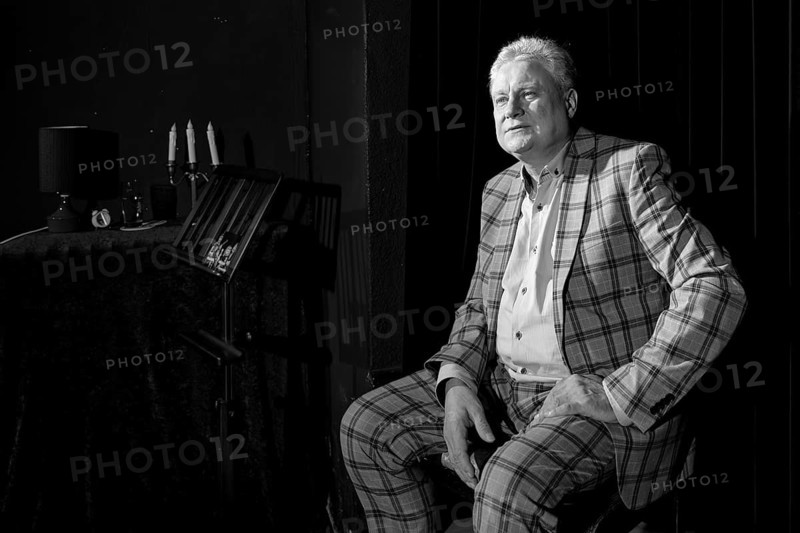 Günter Rüdiger, actor, artistic director, director, Zimmertheater, Steglitz, photo rehearsal Gesungenes und Gesagtes, 12.09.2025, Berlin, Germany < english> Günter Rüdiger, actor, artistic director, photo rehearsal of Gesungenes und Gesagtes, September 12, 2025, Germany Note: the photo was subsequently converted to b/w