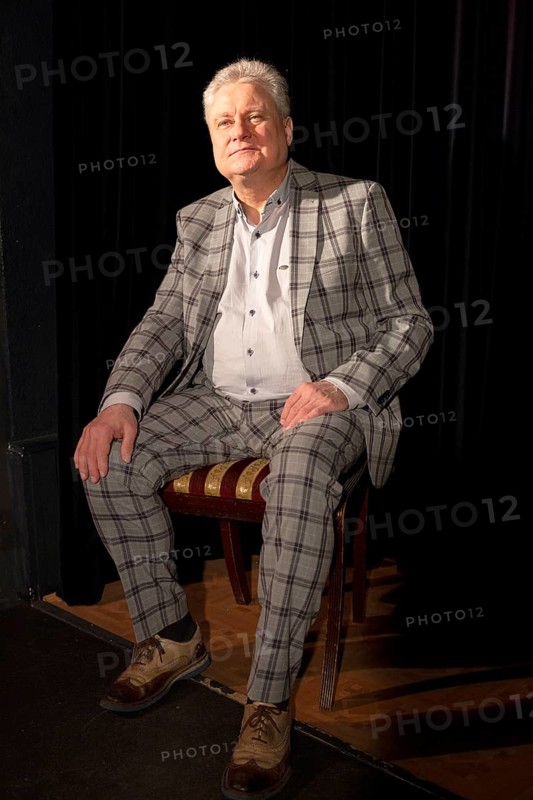 Günter Rüdiger, actor, artistic director, Zimmertheater, Steglitz, photo rehearsal Gesungenes und Gesagtes, 12.09.2025, Berlin, Germany < english> Günter Rüdiger, actor, artistic director, Zimmertheater, Steglitz, photo rehearsal of Gesungenes und Gesagtes, September 12, 2025, Berlin, Germany
