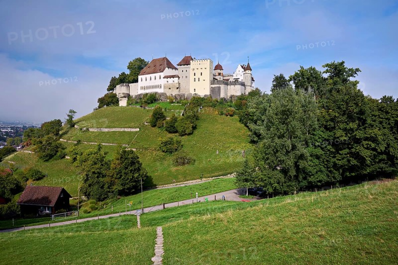 Castle of the Habsburgs, Kyburgers on an almost circular Molasse hill, Lenzburg, Canton Aargau, Switzerland