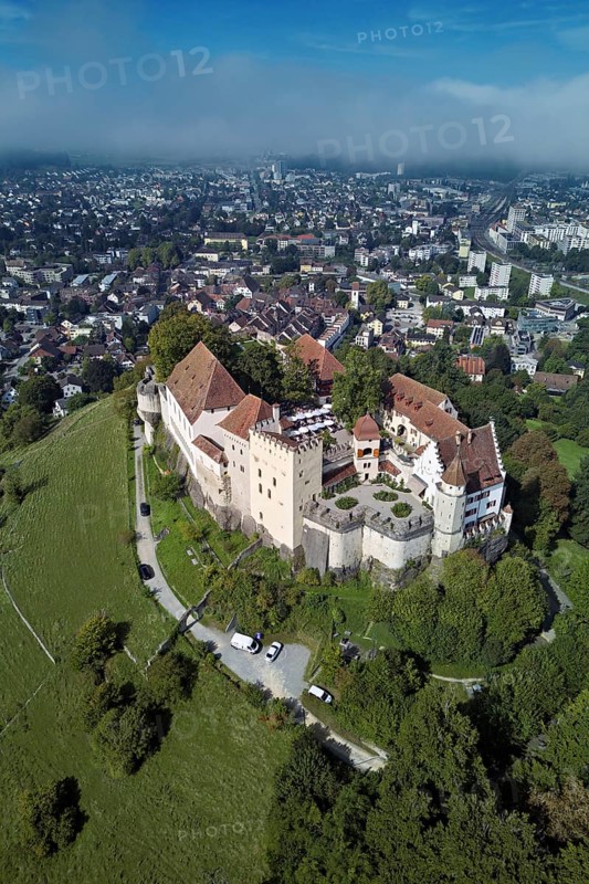Castle of the Habsburgs, Kyburgers on an almost circular Molasse hill, Lenzburg, Canton Aargau, Switzerland