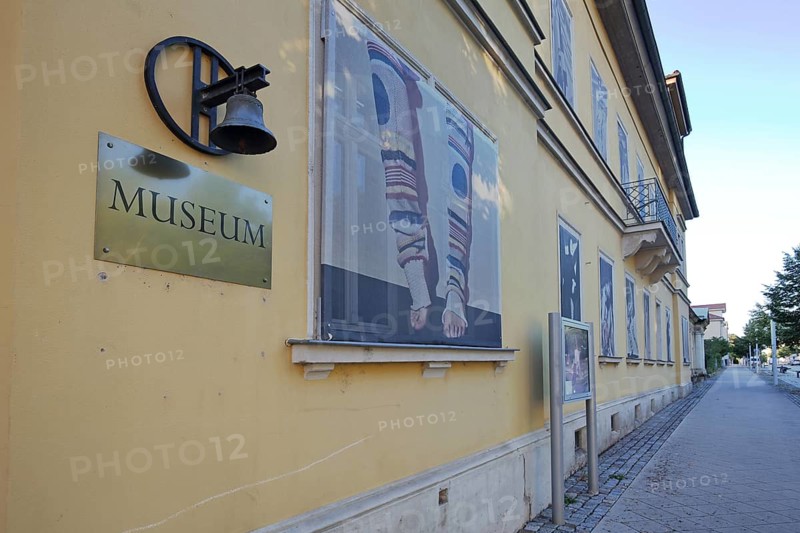 Bell museum building with inscription and banner, bell, town museum, GlockenStadtMuseum, Apolda, Thuringia, Germany