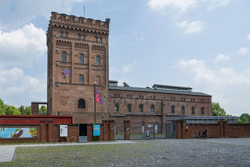 Malakow Tower with engine house, LWL Museum, former mine, Hanover Colliery, industrial heritage, Bochum, Ruhr area, North Rhine-Westphalia, Germany