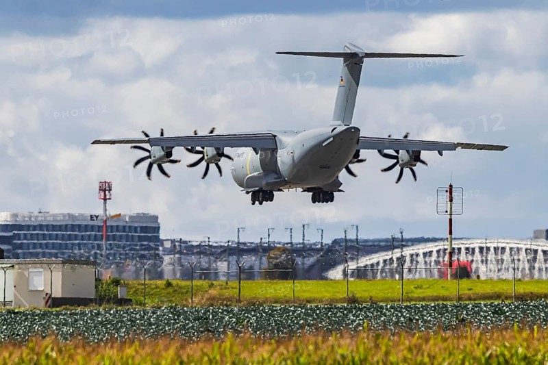 Military aircraft of the German Air Force. Airbus A400M approaching Stuttgart Airport. Stuttgart, Baden-Württemberg, Germany