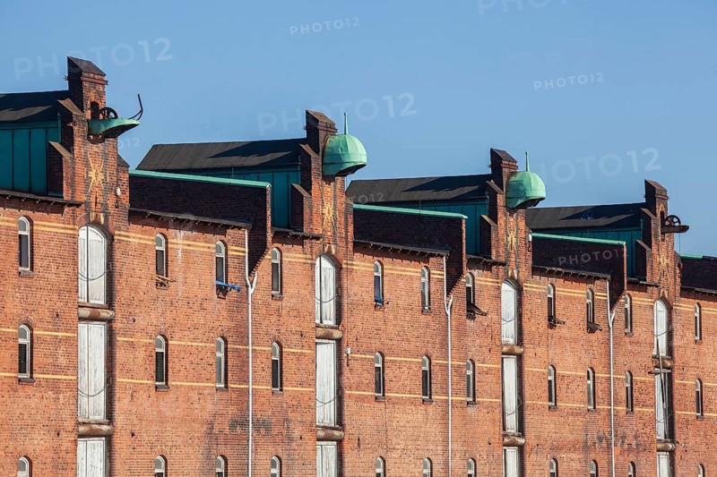 Old warehouses on Dessauer Ufer in Hamburg-Veddel, satellite camp of Neuengamme concentration camp during the Second World War, Veddel, Hamburg, Germany