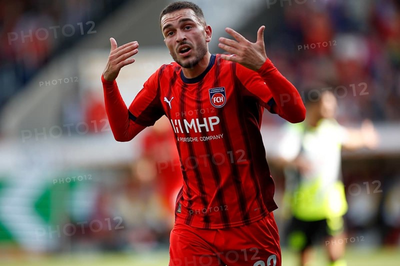 Football, Bundesliga 1, Matchday 3, 2025/2026, 1. FC Heidenheim vs. Borussia Dortmund, 13/09/2025, Voith-Arena, Heidenheim, Germany, Arijon IBRAHIMOVIC 1. FC Heidenheim 22