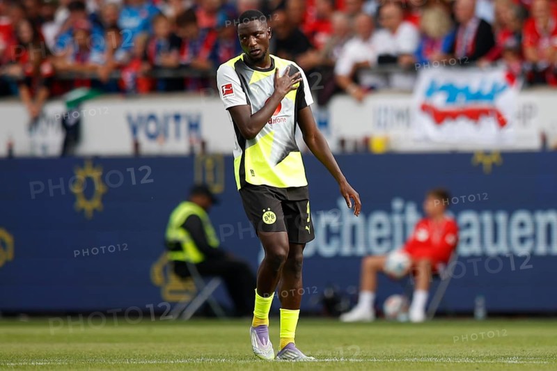 Football, Bundesliga 1, Matchday 3, 2025/2026, 1. FC Heidenheim vs. Borussia Dortmund, 13.09.2025, Voith-Arena, Heidenheim, Germany, Serhou GUIRASSY Borussia Dortmund 9 left has just scored the 0 to 1