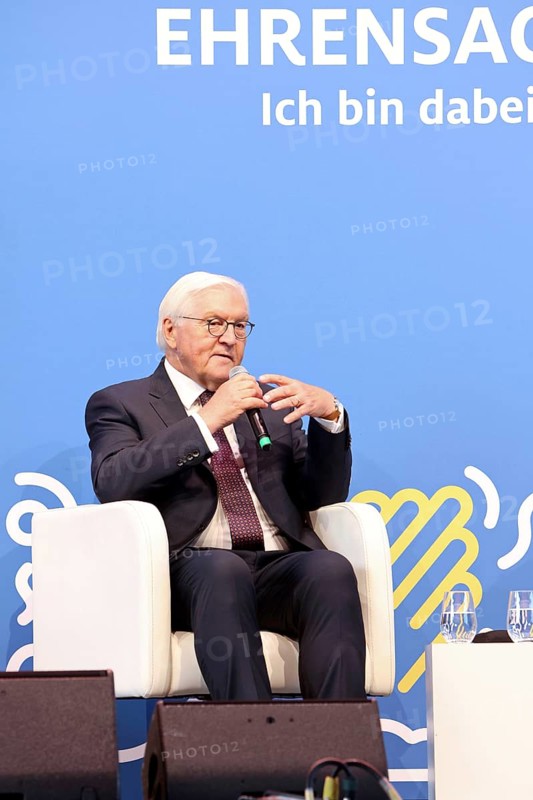 Federal President Frank-Walter Steinmeier - Federal President's Citizens' Festival, Bellevue Palace, Berlin, 12.9.25