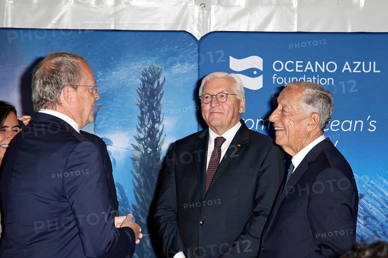 Federal President Frank-Walter Steinmeier and H.E. Marcelo Rebelo de Sousa President of the Portuguese Republic at the stand of the Oceano Azul foundation - Bürgerfest des Bundespräsidenten, Schloss Bellevue, Berlin, 12.9.25