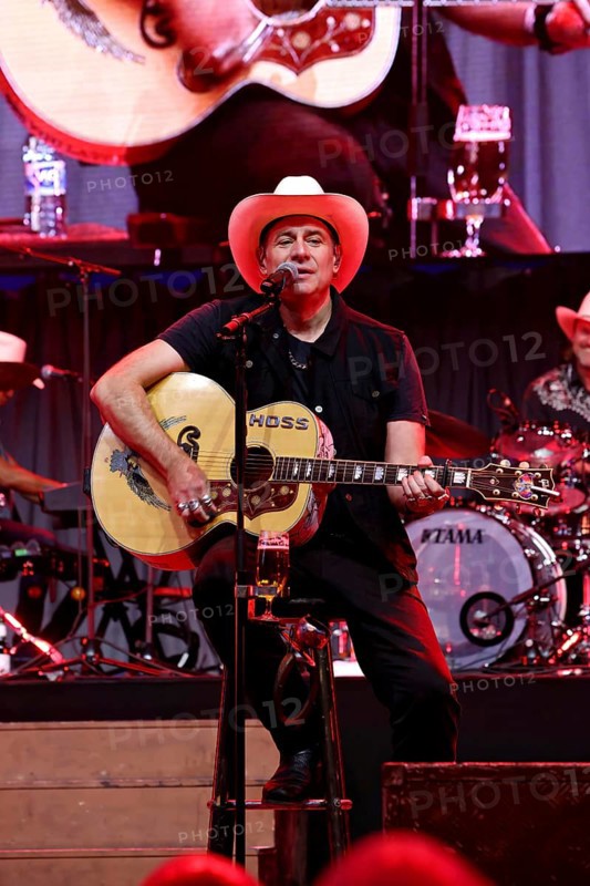 Concert The BossHoss - Sascha Vollmer - Citizens' Festival of the Federal President, Bellevue Palace, Berlin, 12.9.25