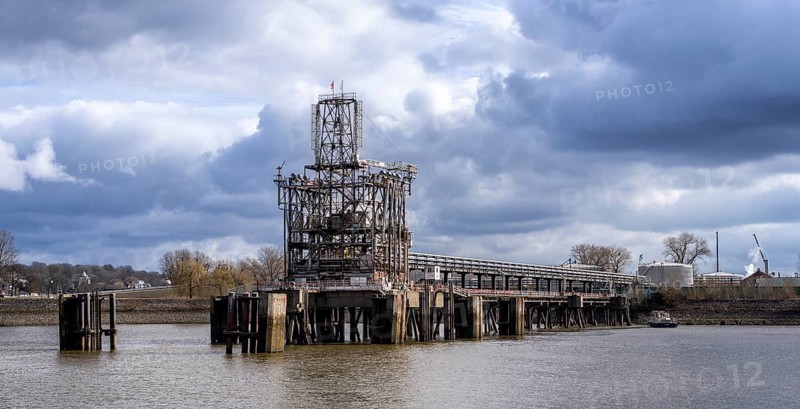 Oiltanking tank terminal at Kohlfleet harbour in Finkenwerder, Hamburg, Germany