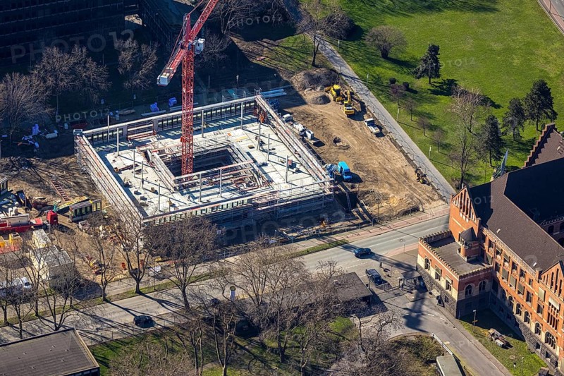 Aerial view, construction site new building on the administration site thyssenkrupp Steel Europe AG, Bruckhausen, Duisburg, Ruhr area, North Rhine-Westphalia, Germany, construction work, construction, construction area, construction site, building plots, construction crane, construction project, construction site, DE, Europe, Franz-Lenze-Straße, aerial view, aerial photography, aerial photography, new building, overview, bird's-eye view, bird's-eye view, overview