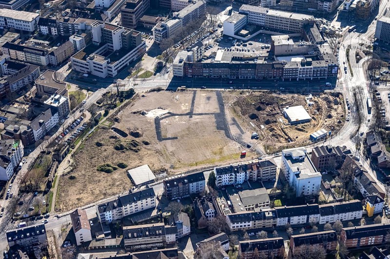 Aerial view, construction site for new residential complex, Mercator Quartier Duisburg, Gutenbergstraße, Oberstraße, Altstadt, Duisburg, Ruhr area, North Rhine-Westphalia, Germany, construction work, building, construction area, building site, building plots, construction project, construction site, DE, Europe, aerial view, aerial photography, aerial photography, new building, overview, bird's-eye view, bird's-eye view, overview