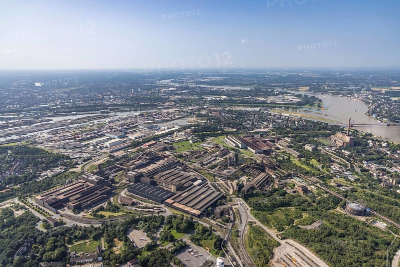 Aerial view, ArcelorMittal Hochfeld steel wire plant, Ruhrort harbour, Laar, Duisburg, Ruhr area, North Rhine-Westphalia, Germany, DE, Europe, commercial enterprises, commercial area, commercial location, commercial use, harbour, industrial area, industrial building, industrial location, aerial photograph, aerial photography, aerial photography, overview, bird's-eye view, birds-eyes view, overview