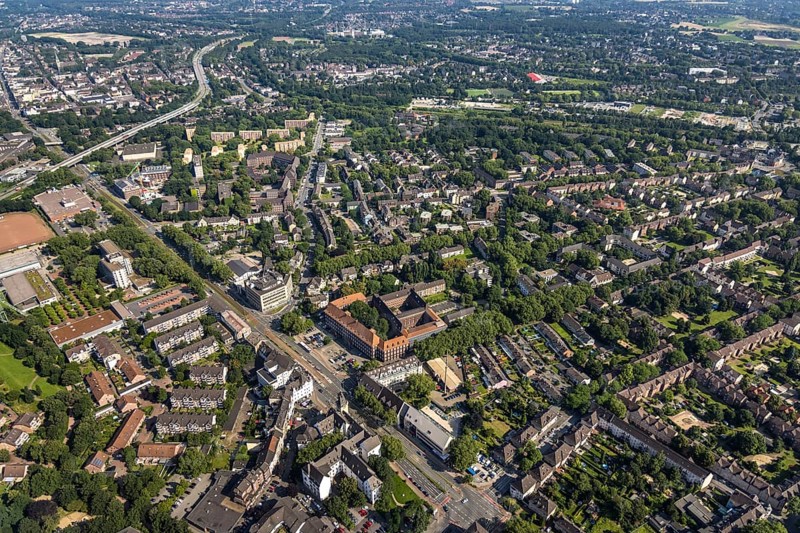 Aerial photograph, Duisburg-Hamborn Local Court and Prison, Obermarxloh, Duisburg, Ruhr area, North Rhine-Westphalia, Germany, local court, authority, DE, Europe, court, prison, correctional facility, aerial photograph, aerial photography, aerial photography, town hall, city administration, overview, bird's-eye view, birds-eyes view, overview