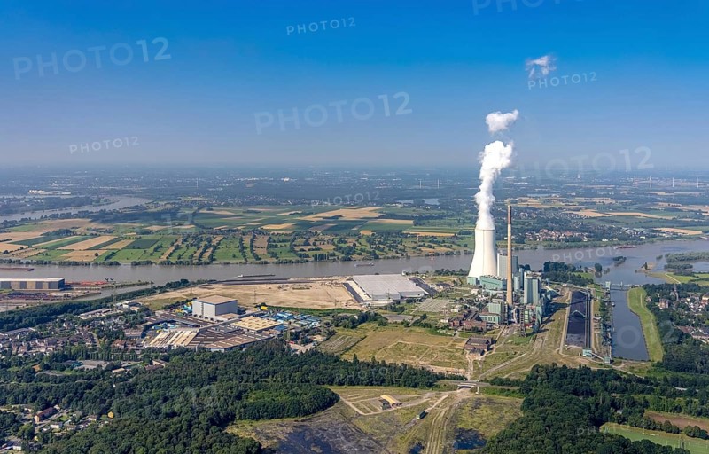 Aerial view, STEAG Walsum CHP plant, development and new logport VI warehouses, Rhine river, Alt-Walsum, Duisburg, Ruhr area, North Rhine-Westphalia, Germany