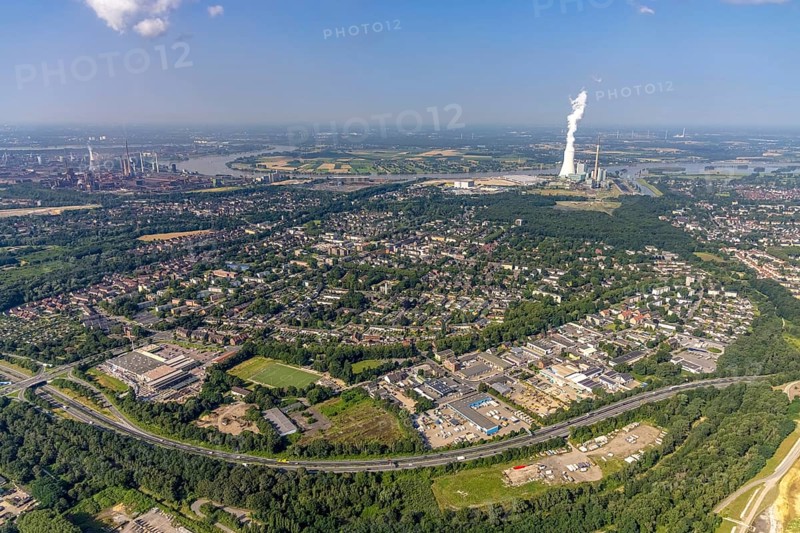 Aerial view, STEAG Walsum cogeneration plant, development and new warehouses logport VI, river Rhine, district Aldenrade, Duisburg, Ruhr area, North Rhine-Westphalia, Germany, construction work, construction area, construction site, building plots, construction project, construction site, DE, vapour cloud, development, Europe, commercial area, commercial area, commercial use, cogeneration plant, industrial plant, industrial area, industrial site, capacity requirements, aerial view, aerial photography, aerial photography, new construction, smoke cloud, overview, bird's-eye view, birds-eyes view, former Walsum colliery, logport VI, overview