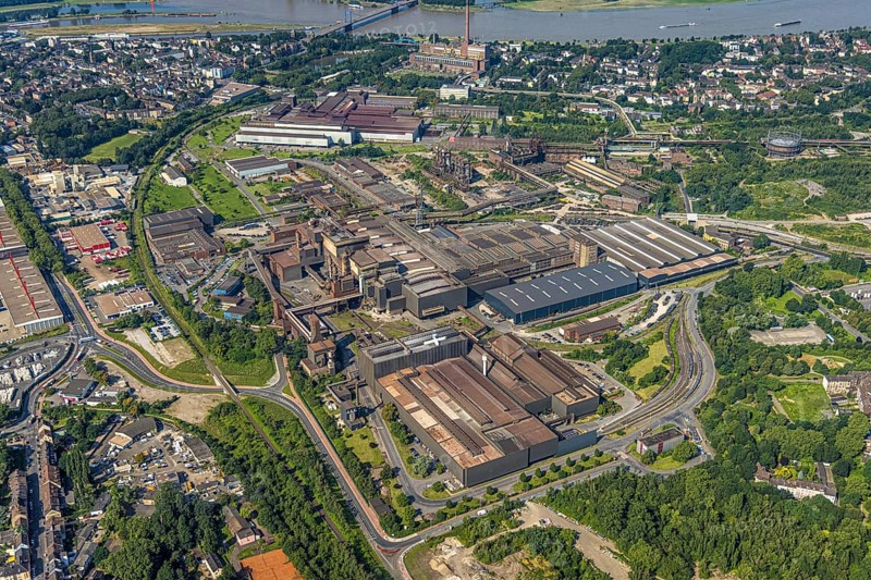 Aerial view, ArcelorMittal Hochfeld steel wire plant, Laar, Duisburg, Ruhr area, North Rhine-Westphalia, Germany, DE, Europe, commercial enterprises, commercial area, commercial site, commercial use, industrial area, industrial building, industrial site, aerial photograph, aerial photography, aerial photography, overview, bird's-eye view, overview