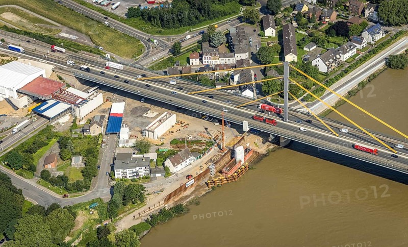 Aerial view, construction site at the A40 Rhine bridge Neuenkamp, river Rhine, Alt-Homberg, Duisburg, Ruhr area, North Rhine-Westphalia, Germany, DE, Europe, aerial view, aerial photography, aerial photography, overview, bird's-eye view, overview