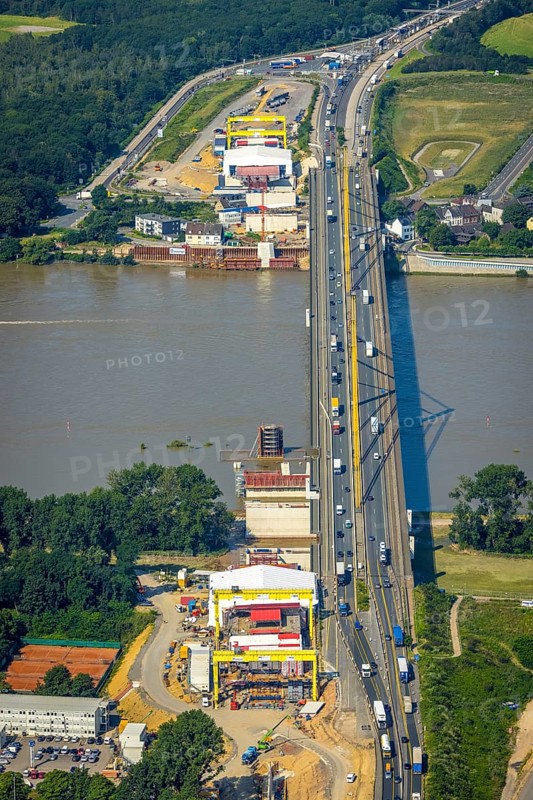 Aerial view, construction site at the A40 Rhine bridge Neuenkamp, river Rhine, Alt-Homberg, Duisburg, Ruhr area, North Rhine-Westphalia, Germany, DE, Europe, aerial view, aerial photography, aerial photography, overview, bird's-eye view, overview