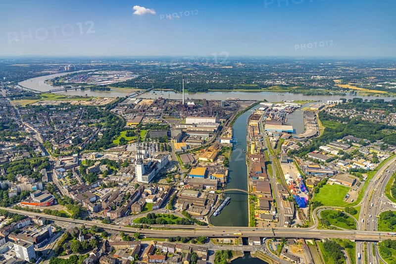 Aerial view, outer harbour and parallel harbour, river Rhine, Neuenkamp, Duisburg, Ruhr area, North Rhine-Westphalia, Germany, DE, Europe, harbour, aerial view, aerial photography, aerial photography, overview, bird's-eye view, birds-eyes view, overview