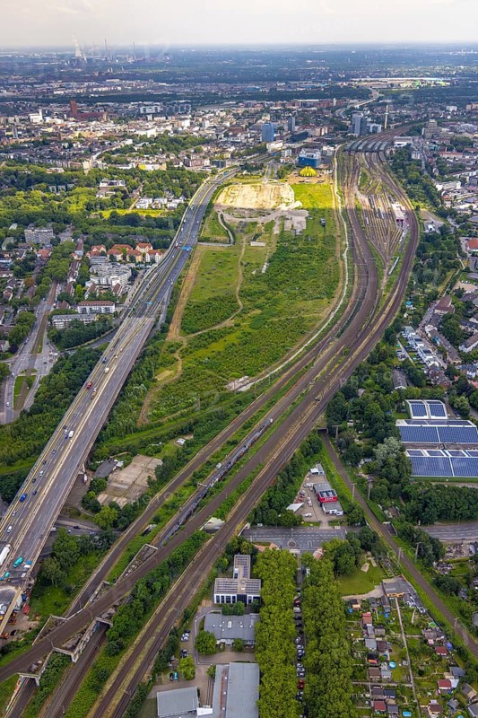 Aerial view, site Alter Güterbahnhof, Duisburger Freiheit, design name Duisburger Dünen, Dellviertel, Duisburg, Ruhr area, North Rhine-Westphalia, Germany, construction site, DE, development site, Europe, aerial view, aerial photography, aerial photography, overview, bird's-eye view, overview