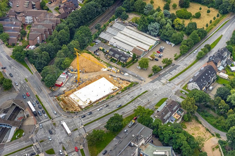 Aerial view, construction site and new building at the intersection of Sittardsberger Allee and Altenbrucher Damm, Sparkasse construction site, Buchholz, Duisburg, Ruhr area, North Rhine-Westphalia, Germany, construction work, construction area, construction site, building plots, construction project, construction site, DE, Europe, aerial view, aerial photography, aerial photography, new building, Sittardsberg, overview, bird's-eye view, bird's-eye view, overview