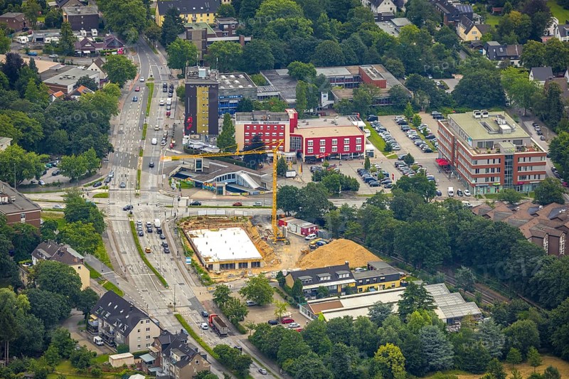 Aerial view, construction site and new building at the intersection of Sittardsberger Allee and Altenbrucher Damm, Sparkasse construction site, Buchholz, Duisburg, Ruhr area, North Rhine-Westphalia, Germany, construction work, construction area, construction site, building plots, construction project, construction site, DE, Europe, aerial view, aerial photography, aerial photography, new building, Sittardsberg, overview, bird's-eye view, bird's-eye view, overview