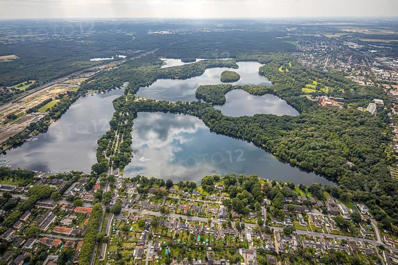 Aerial view, 6-Lakes-Platte, Wedau, Duisburg, Ruhr area, North Rhine-Westphalia, Germany, DE, Europe, aerial photography, aerial photography, aerial photography, Sechs-Seen-Platte, lake, sight, overview, bird's-eye view, overview