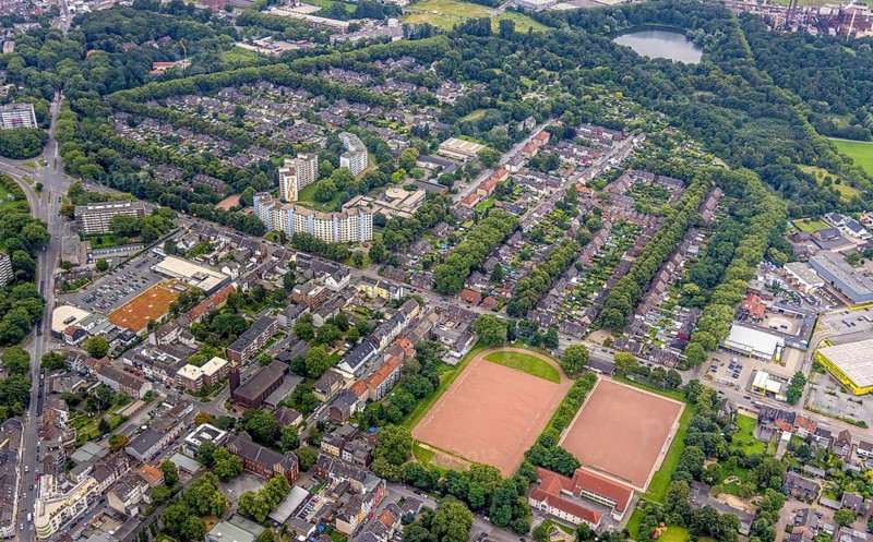Aerial view, residential park Hochheide, Die Weißen Riesen, Hochheide, Duisburg, Ruhr area, North Rhine-Westphalia, Germany, DE, Europe, shapes and colours, large housing estate, property tax, high-rise buildings, real estate, aerial photography, aerial photography, aerial photography, apartment buildings, apartment buildings, Ottostraße, high-rise buildings, sight, overview, bird's-eye view, residential complex, living and life, residential area, residential buildings, residential park, housing estate, birds-eyes view, former Rheinpreußen-Siedlung, overview
