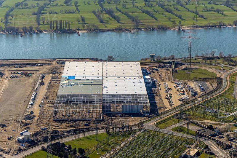 Aerial view, Logport 6, Duisport, near coal-fired power station Steak Walsum, Rhine, Alt-Walsum, Duisburg, Ruhr area, North Rhine-Westphalia, Germany, DE, Europe, birds-eyes view, aerial photograph, aerial photography, aerial photography, overview, bird's eye view