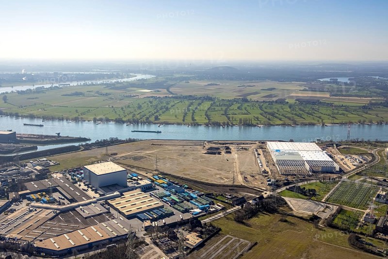 Aerial view, Logport 6, Duisport, near coal-fired power station Steak Walsum, Rhine, Alt-Walsum, Duisburg, Ruhr area, North Rhine-Westphalia, Germany, DE, Europe, birds-eyes view, aerial photograph, aerial photography, aerial photography, overview, bird's eye view