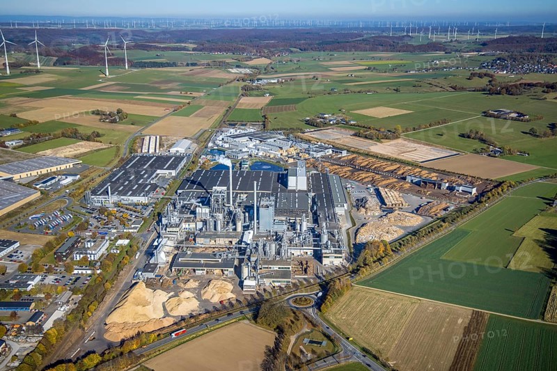 Aerial photograph, Egger Holzwerkstoffe GmbH in Brilon, Sauerland, North Rhine-Westphalia, Germany, Brilon, DE, Europe, commercial enterprises, commercial area, commercial area, commercial location, commercial use, industrial area, industrial building, industrial location, aerial photograph, aerial photography, aerial photography, overview, bird's-eye view, birds-eyes view, overview