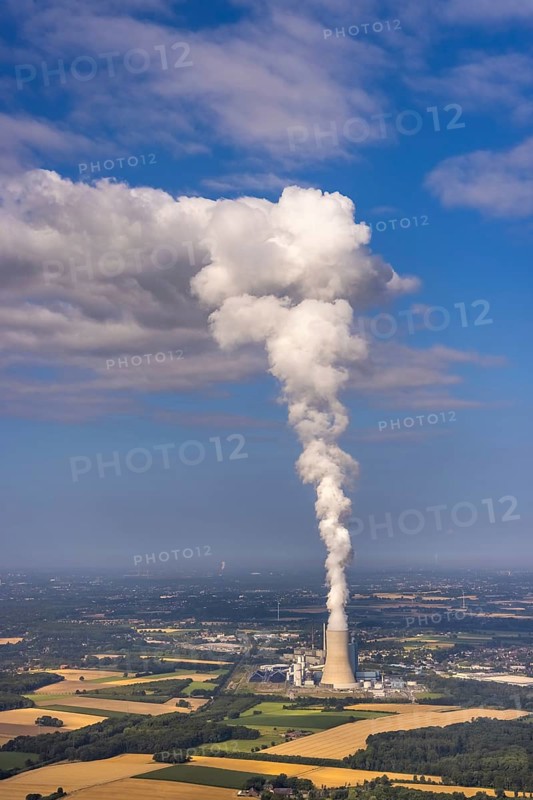 Aerial view of the power plant facilities and exhaust gas towers of the coal-fired power plant Datteln 4 Uniper power plant Im Löringhof at the Dortmund-Ems canal in Datteln in the Ruhr area in the federal state of North Rhine-Westphalia, Germany, Datteln, Ruhr area, North Rhine-Westphalia, DE, Europe, aerial view, birds-eyes view, aerial photography, aerial photography, overview, bird's eye view