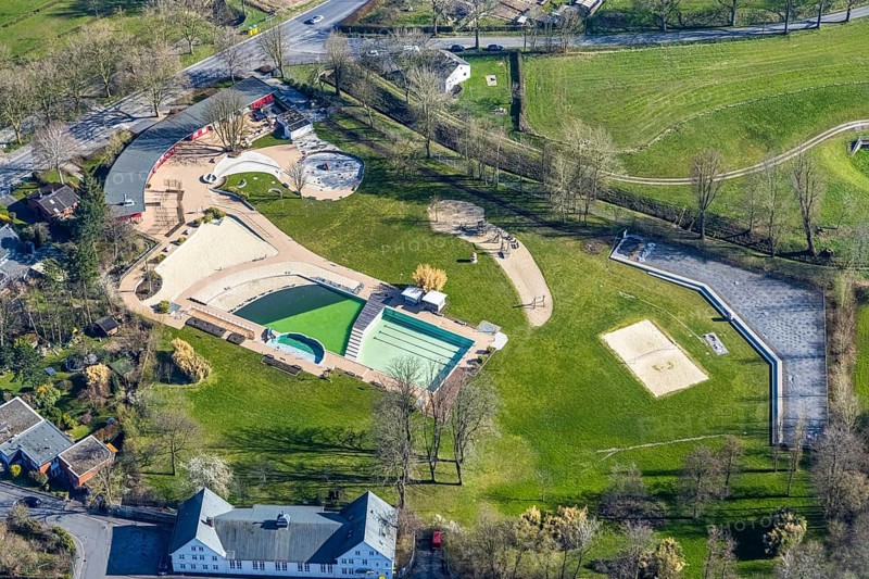Aerial view, Naturfreibad Froschloch, Hombruch, Dortmund, Ruhr area, North Rhine-Westphalia, Germany, bathing resort, Corona crisis, Corona measures, Corona virus, DE, Europe, outdoor pool, leisure activities, aerial view, aerial photography, aerial photography, Löttringhauser Straße, swimming pool, swimming pool, overview, bird's-eye view, overview