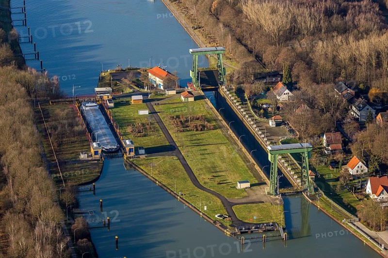Aerial view large lock Dorsten on the Wesel-Datteln Canal near Dorsten in the Ruhr area in North Rhine-Westphalia, Germany, DE, Germany, Dorsten, Europe, aerial view, aerial photography, aerial photography, aerial photography, North Rhine-Westphalia, Ruhr area, lock, overview, bird's eye view, Wesel-Datteln Canal, birds-eyes view, overview