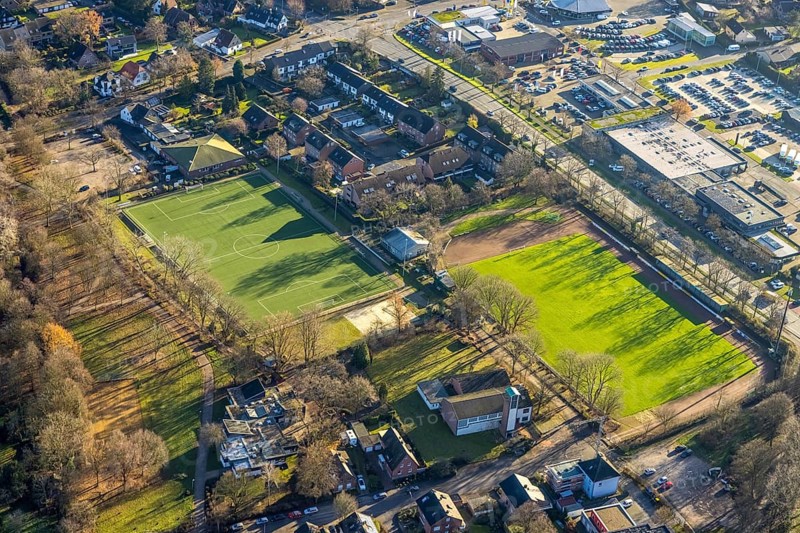 Aerial view of the sports field of SV Dorsten-Hardt in the Storchsbaumstraße in Dorsten in the Ruhr area in North Rhine-Westphalia, Germany, DE, Germany, Dorsten, Europe, football field, football stadium, football club, aerial view, aerial photography, aerial photography, aerial photography, North Rhine-Westphalia, Ruhr area, sport, sports facilities, sports field, sports facility, stadium, overview, bird's-eye view, overview