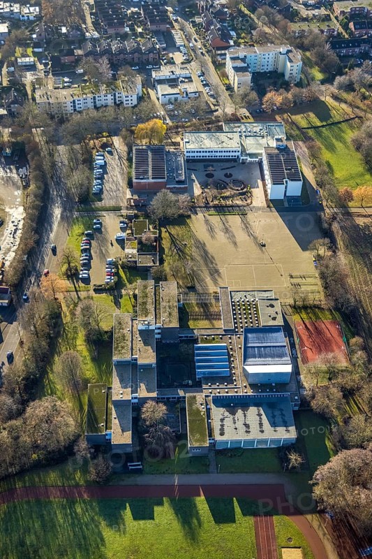 Aerial view of the sports field at the St. Ursula Realschule and Agathaschule in Dorsten in the Ruhr area in North Rhine-Westphalia, Germany, education, educational institution, DE, Germany, Dorsten, Europe, football pitch, teaching institute, athletics stadium, aerial view, aerial photograph, aerial photography, aerial photography, Nonnenkamp, North Rhine-Westphalia, secondary school, Ruhr area, school, sport, sports facilities, sports field, sports facility, overview, bird's eye view, bird's eye view, overview