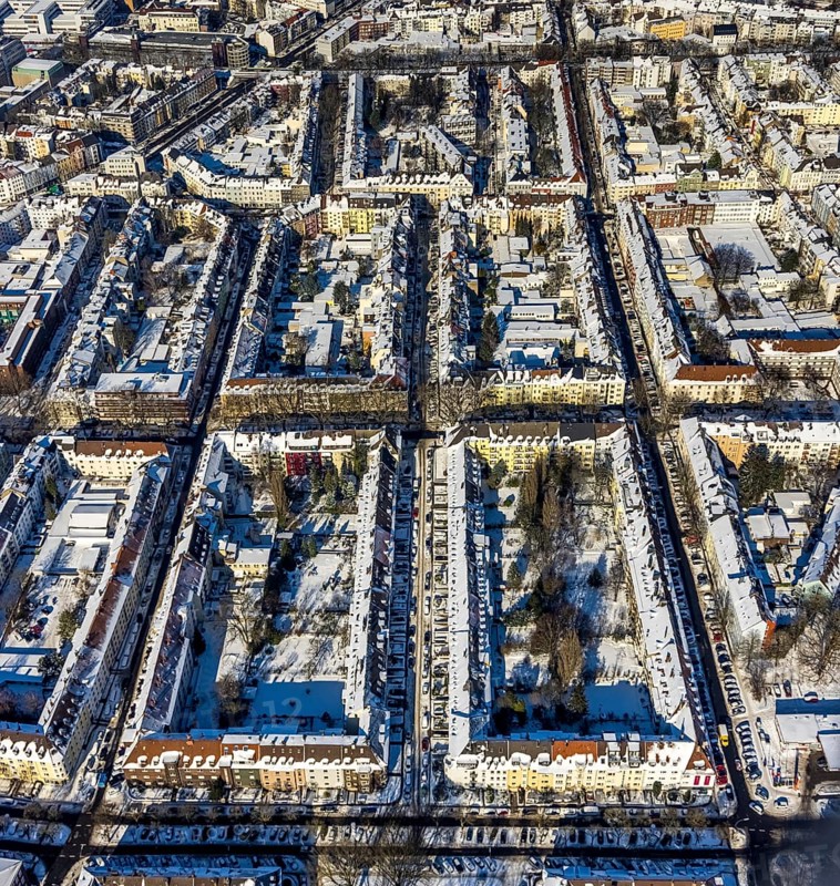 Aerial view, city centre, residential buildings, Hohe Straße, Landgrafenstraße, Ruhrallee, Dortmund, Ruhr area, North Rhine-Westphalia, Germany, City, DE, Europe, property tax, real estate, aerial view, aerial photography, aerial photography, snow, city view, city area, city centre, overview, bird's eye view, winter, winter slump, winter landscape, residential complex, living and life, residential area, residential quality, residential quarter, housing estate, birds-eyes view, overview, perimeter block development