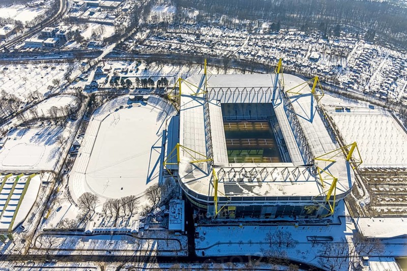 Aerial view, BVB stadium Signal Iduna Park, Westfalenhalle, Dortmund, Ruhr area, North Rhine-Westphalia, Germany, Bundesliga stadium, DE, Europe, aerial view, aerial photography, aerial photography, snow, overview, bird's-eye view, winter, onset of winter, winter landscape, birds-eyes view, overview