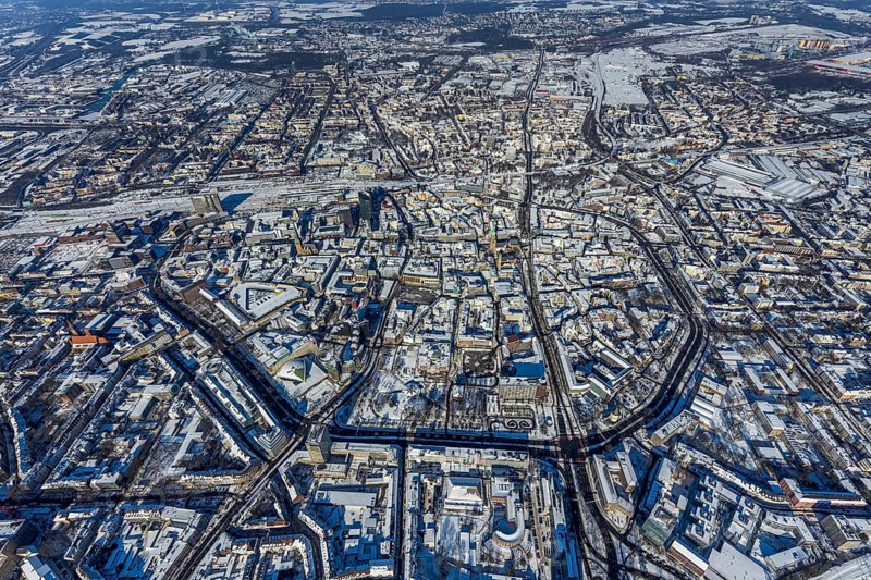 Aerial view, city centre, Wallring, central station, city, Dortmund, Ruhr area, North Rhine-Westphalia, Germany, railway tracks, railway station, DE, Deutsche Bahn AG, Europe, railway tracks, main station, aerial view, aerial photography, aerial photography, RWE Tower, snow, city view, city area, city centre, Thier-Galerie Dortmund, overview, bird's-eye view, winter, onset of winter, winter landscape, birds-eyes view, overview