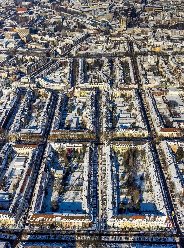 Aerial view, city centre, residential buildings, Hohe Straße, Landgrafenstraße, Ruhrallee, Dortmund, Ruhr area, North Rhine-Westphalia, Germany, City, DE, Europe, property tax, real estate, aerial view, aerial photography, aerial photography, snow, city view, city area, city centre, overview, bird's eye view, winter, winter slump, winter landscape, residential complex, living and life, residential area, residential quality, residential quarter, housing estate, birds-eyes view, overview, perimeter block development