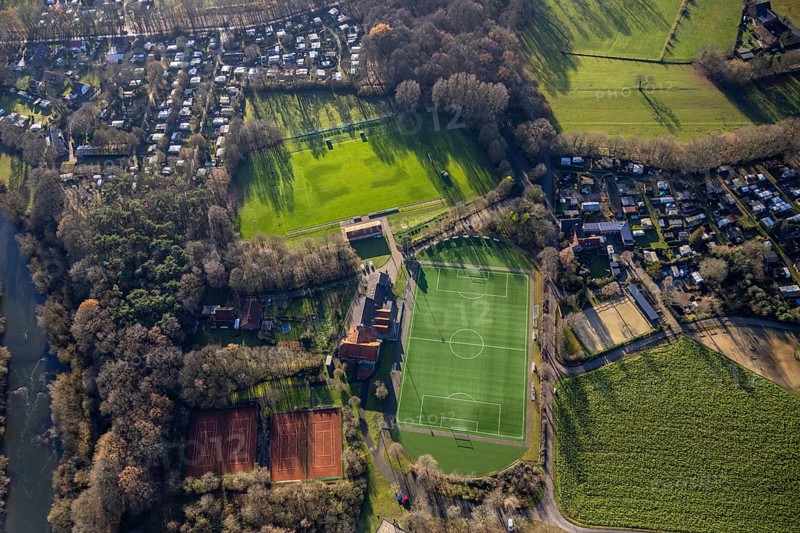 Aerial view of the sports field TUS Gahlen 1912 in Dorsten in the Ruhr area in North Rhine-Westphalia, Germany, DE, Germany, Europe, football field, football stadium, football club, aerial view, aerial photography, aerial photography, North Rhine-Westphalia, Ruhr area, Schermbeck, sport, sports facilities, sports field, sports facility, sports stadium, tennis, tennis facility, tennis courts, tennis club, overview, bird's-eye view, overview