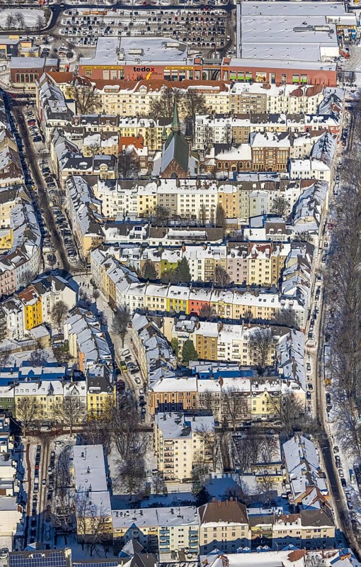 Aerial view, residential area Brunnenstraße, Nordmarkt, Dortmund, Ruhr area, North Rhine-Westphalia, Germany, DE, Europe, property tax, real estate, aerial view, aerial photography, aerial photography, snow, overview, bird's-eye view, winter, winter landscape, residential area, residential buildings, residential quality, residential neighbourhood, housing estate, birds-eyes view, overview