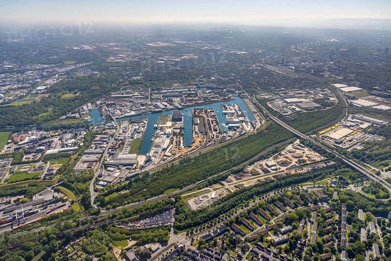 Aerial view, coal harbour of the inland port Dortmunder Hafen AG in Dortmund in the federal state of North Rhine-Westphalia, Germany, Dortmund, Ruhr area, North Rhine-Westphalia, DE, Europe, birds-eyes view, aerial photography, aerial photography, overview, bird's eye view, Dortmund harbour, inland port, Dortmund-Ems canal, freight traffic