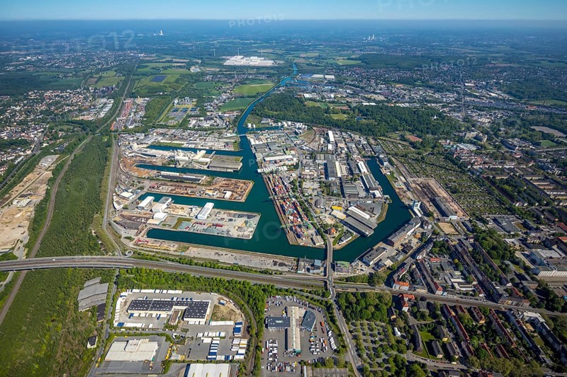 Aerial view, coal harbour of the inland port Dortmunder Hafen AG in Dortmund in the federal state of North Rhine-Westphalia, Germany, Dortmund, Ruhr area, North Rhine-Westphalia, DE, Europe, birds-eyes view, aerial photography, aerial photography, overview, bird's eye view, Dortmund harbour, inland port, Dortmund-Ems canal, freight traffic
