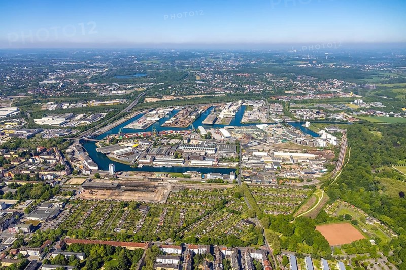 Aerial view, coal harbour of the inland port Dortmunder Hafen AG in Dortmund in the federal state of North Rhine-Westphalia, Germany, Dortmund, Ruhr area, North Rhine-Westphalia, DE, Europe, birds-eyes view, aerial photography, aerial photography, overview, bird's eye view, Dortmund harbour, inland port, Dortmund-Ems canal, freight traffic