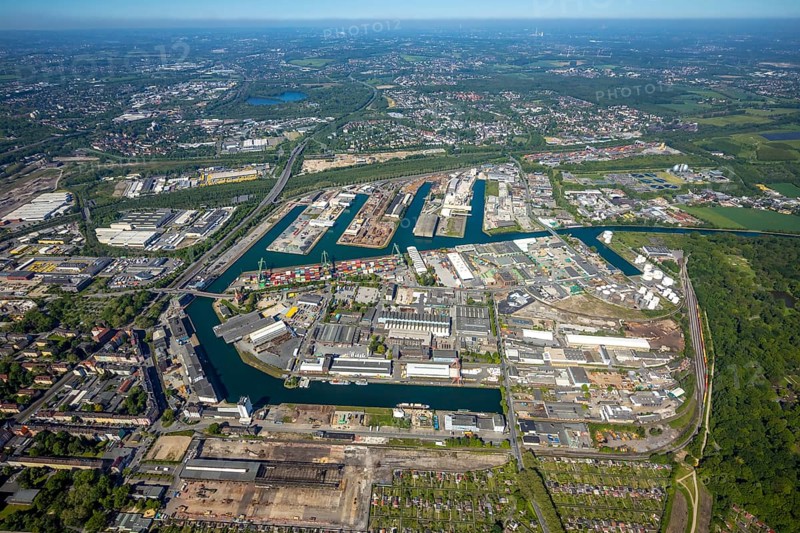 Aerial view, coal harbour of the inland port Dortmunder Hafen AG in Dortmund in the federal state of North Rhine-Westphalia, Germany, Dortmund, Ruhr area, North Rhine-Westphalia, DE, Europe, birds-eyes view, aerial photography, aerial photography, overview, bird's eye view, Dortmund harbour, inland port, Dortmund-Ems canal, freight traffic